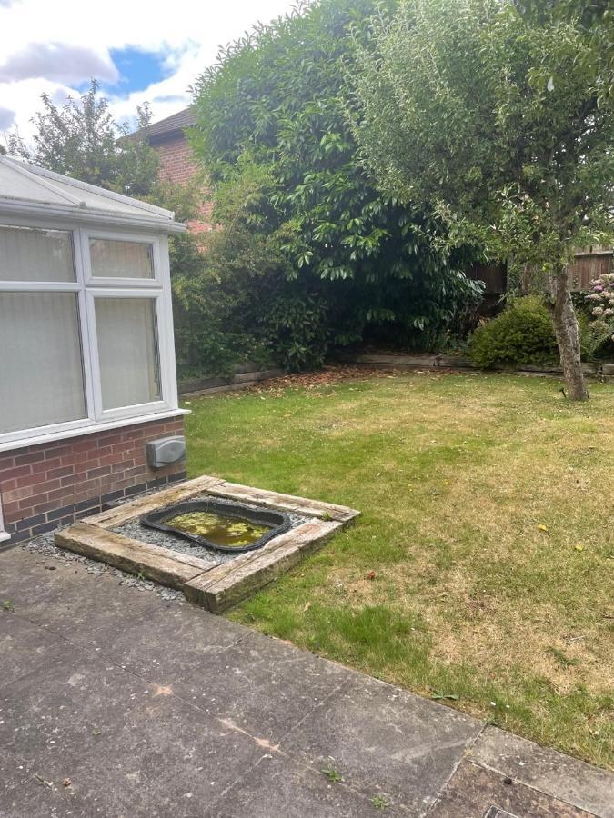 5 Bed House, 32 Tutbury Avenue, Cannon Park, Coventry, Cv4 7Bj Villa Exterior foto